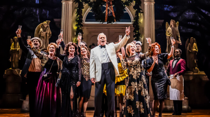 The cast of Midnight in the Garden of Good and Evil, posed in formalwear